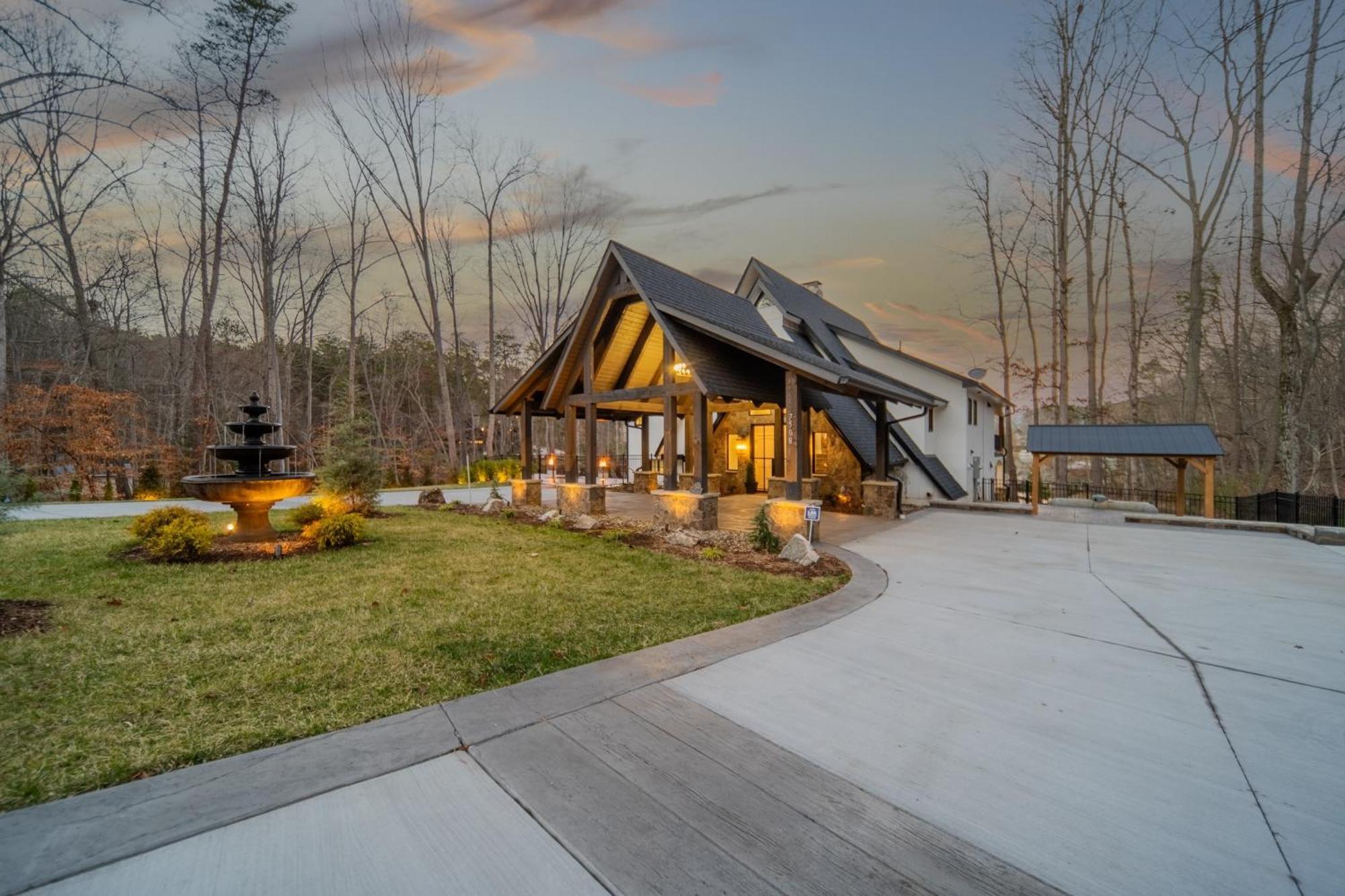 Take It To The Bank By Avantstay New Pool Hot Tub Sleeps 16 Denver Dış mekan fotoğraf