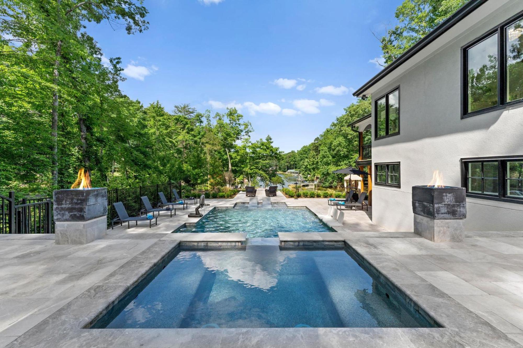 Take It To The Bank By Avantstay New Pool Hot Tub Sleeps 16 Denver Dış mekan fotoğraf